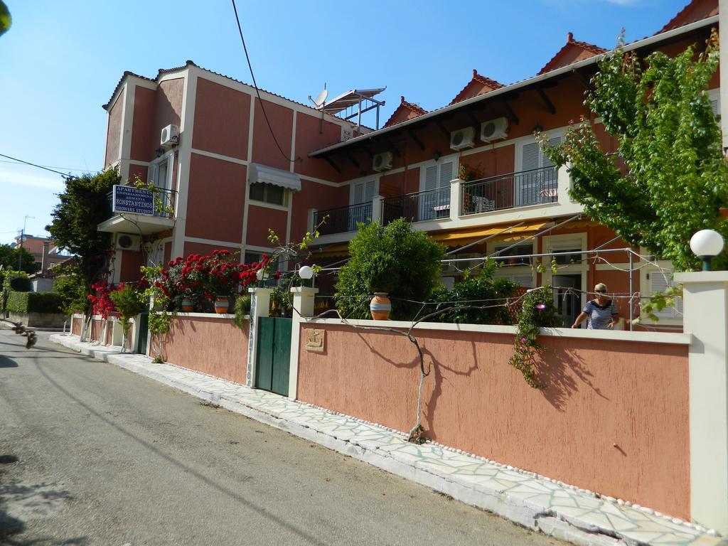 Konstantinos Apartments Agia Efimia Extérieur photo